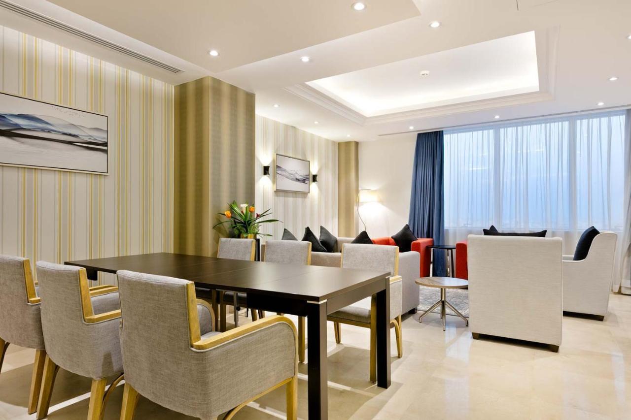 The Proud Hotel Al-Chubar Zewnętrze zdjęcie