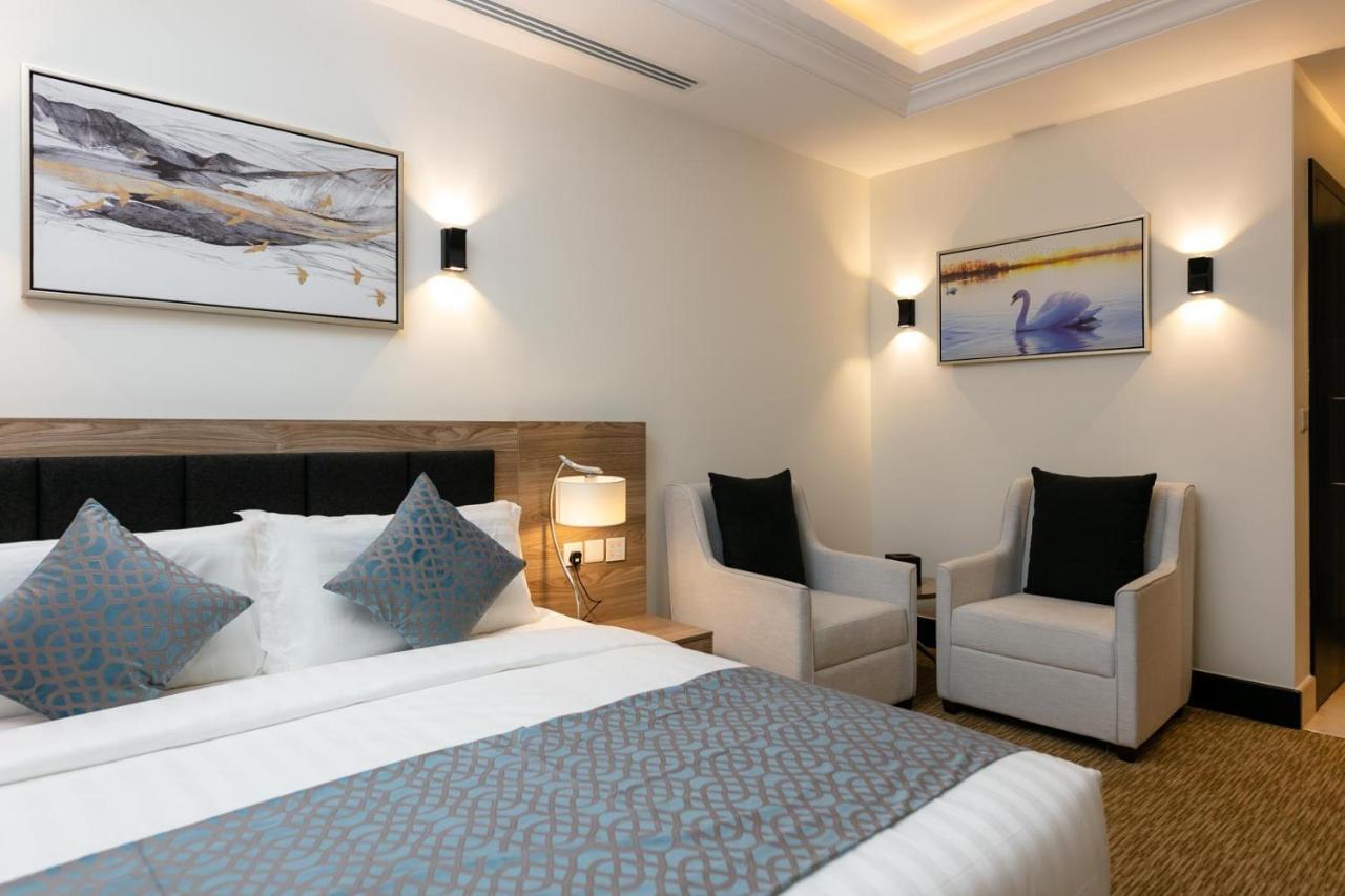The Proud Hotel Al-Chubar Zewnętrze zdjęcie